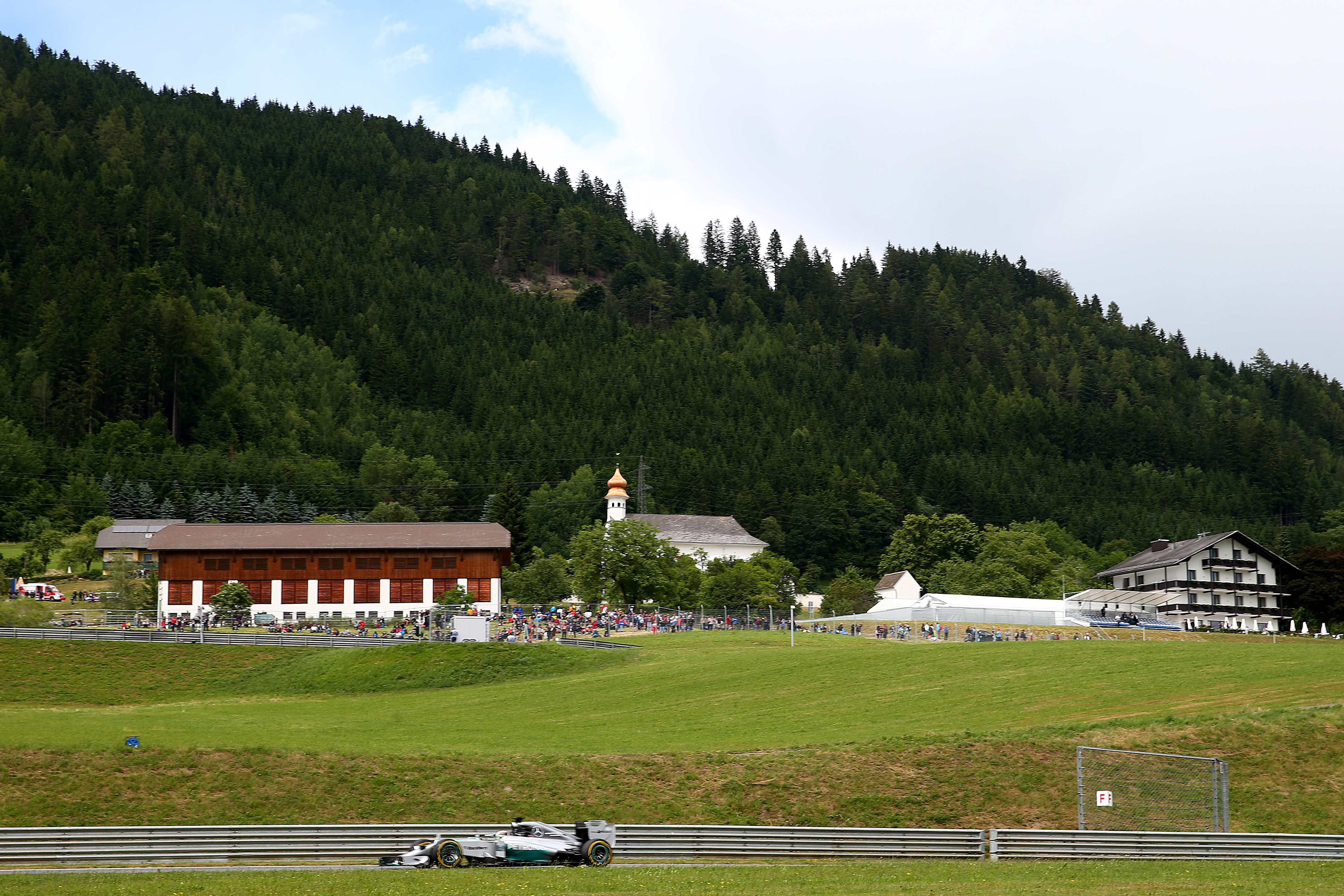 Тренировки за Гран при на Австрия