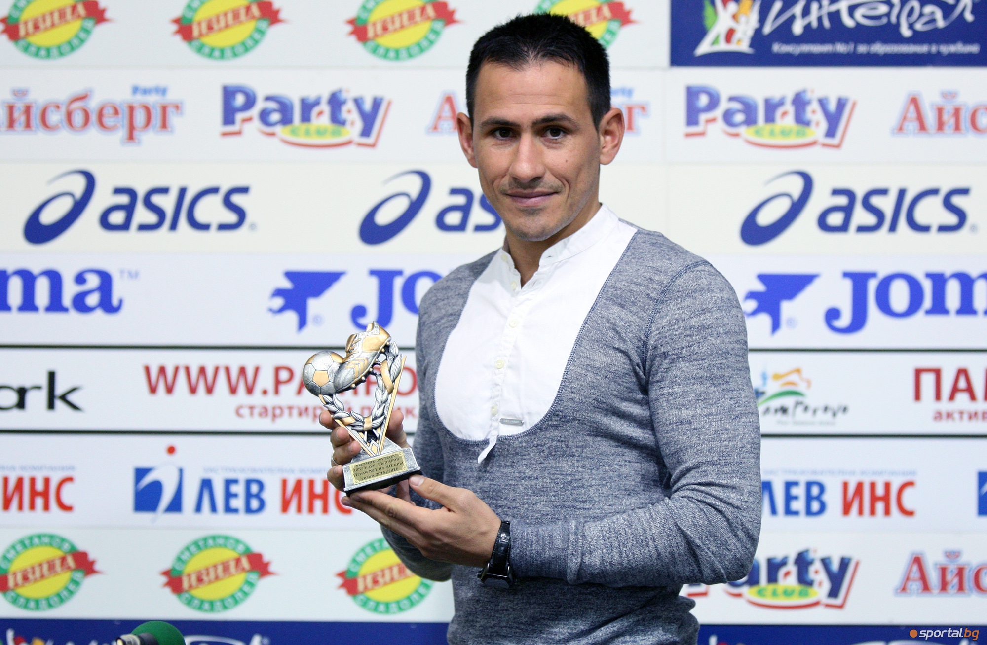 Живко Миланов беше награден за играч на 12-ти кръг