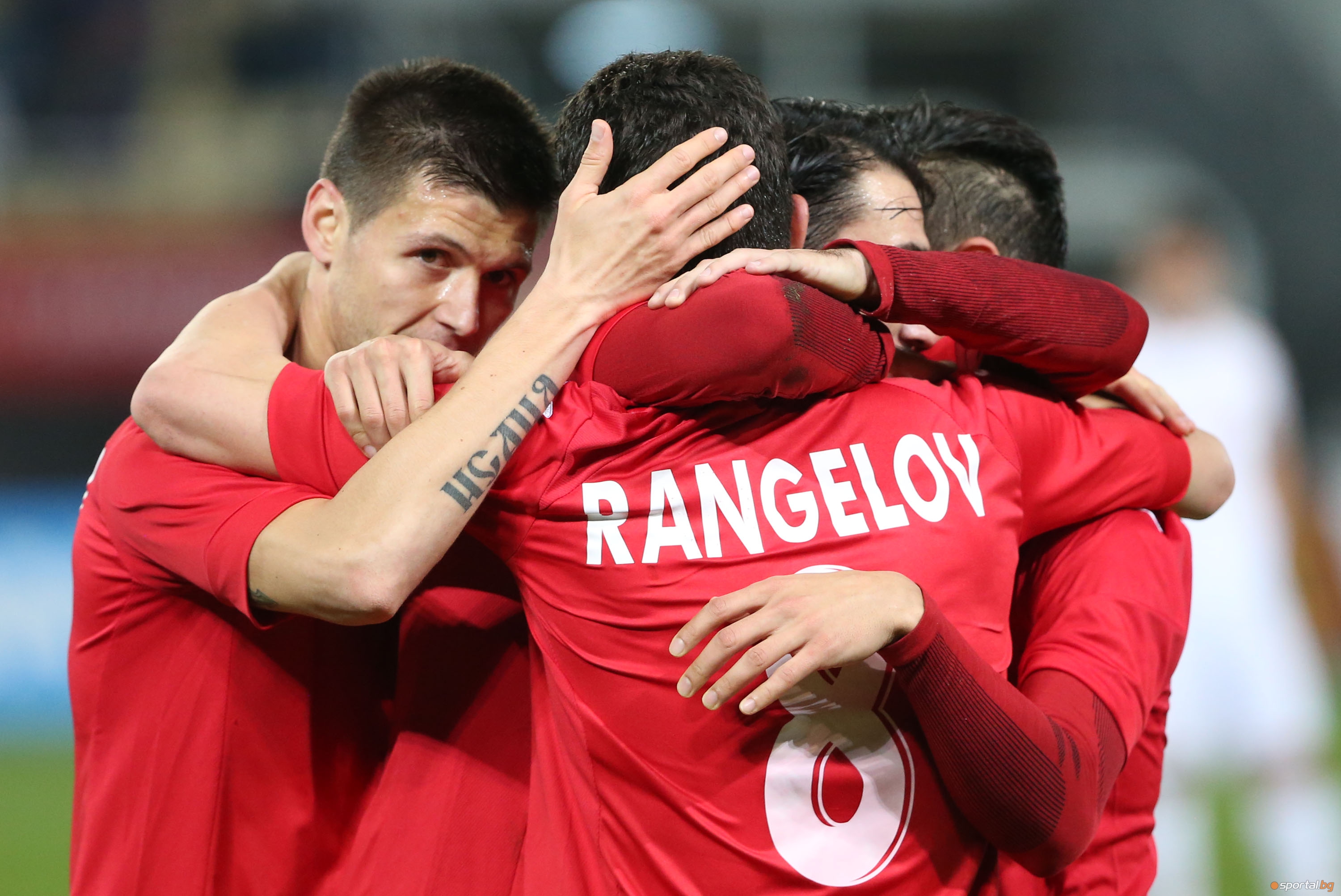 България победи Македония с 2:0 в Скопие