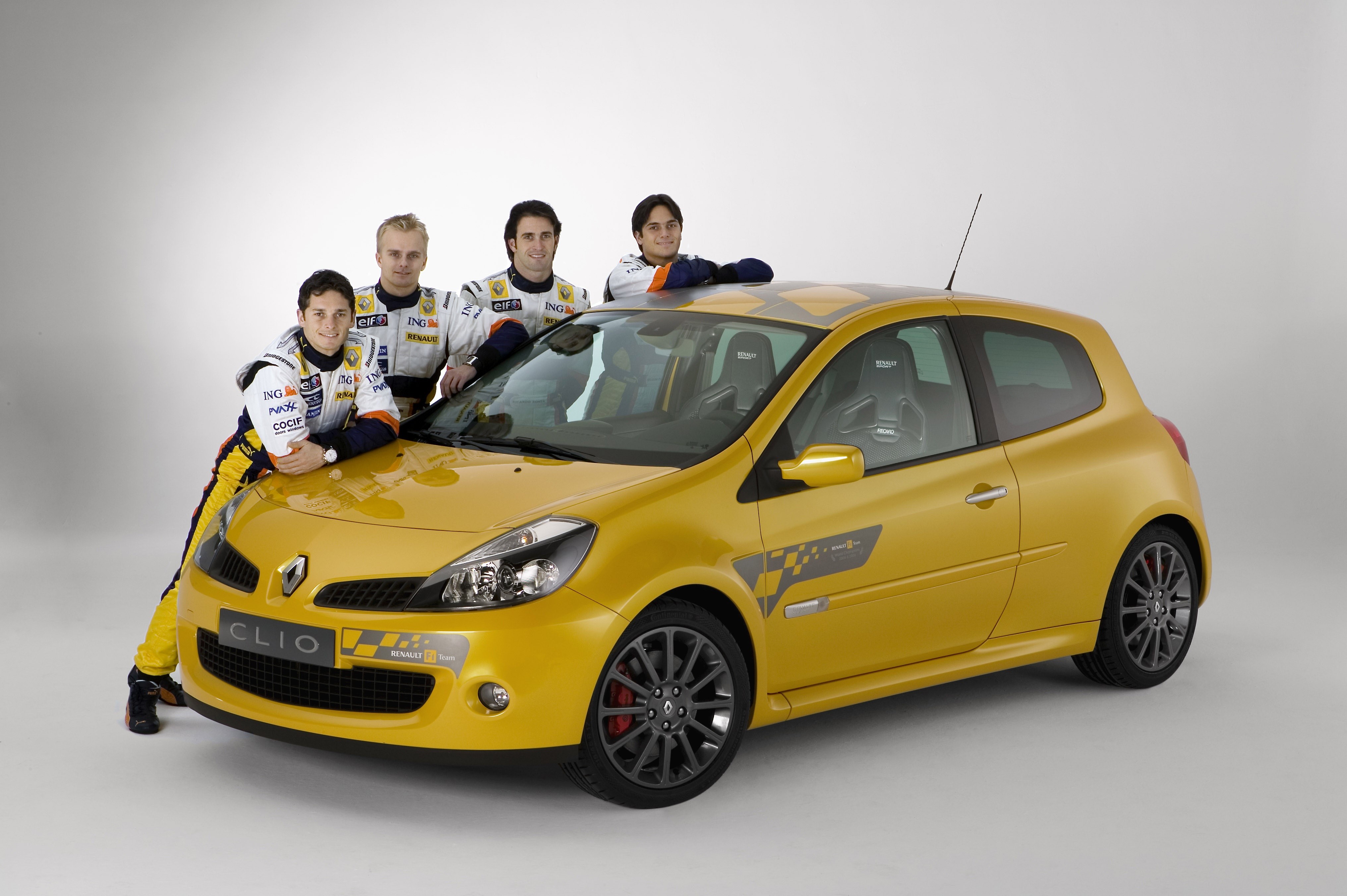 Историята на Renault Clio: най-продаваната френска кола