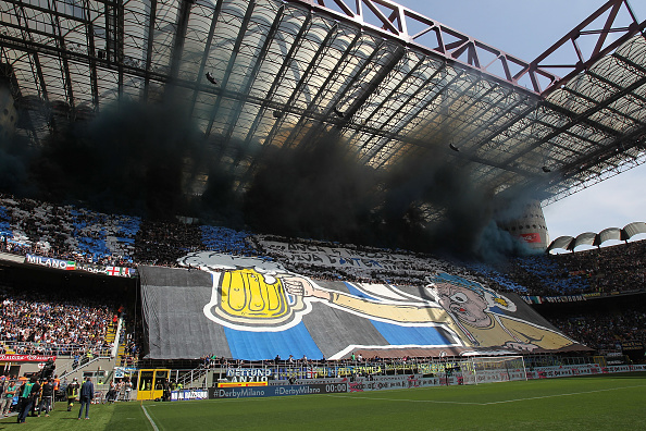 Спектакъл и драма в дербито между Интер и Милан