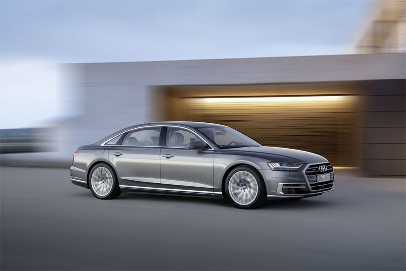 Новият Audi A8: Бъдещето на луксозния клас